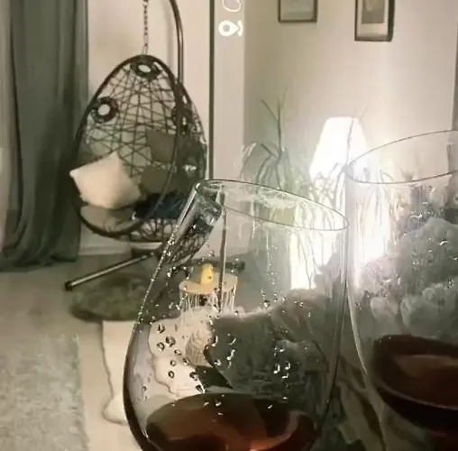 아파트 Oasis 풀라